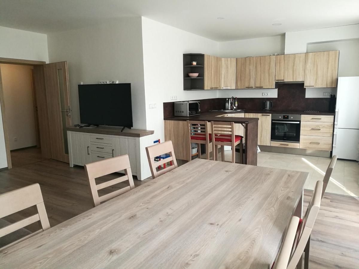 Apartman G4 Maty Frymburk Exteriér fotografie